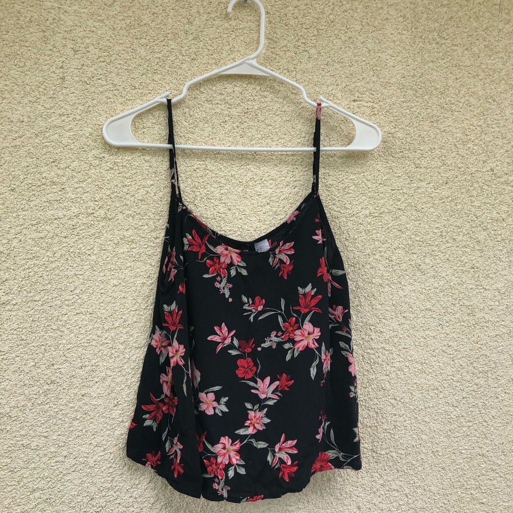 Divided H&M floral and black top